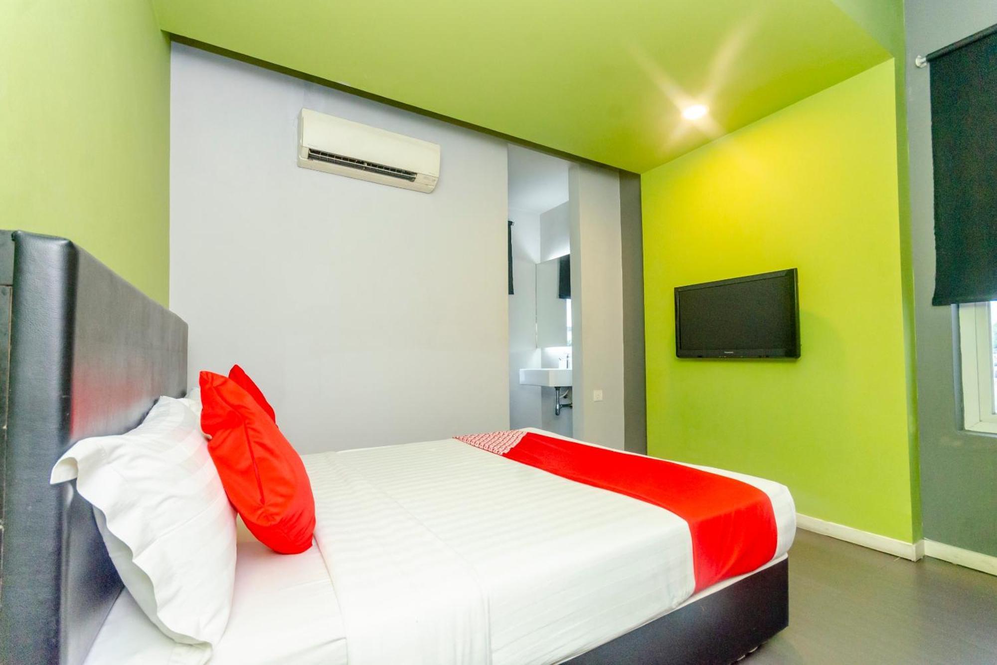 Oyo 902 Rooms Boutique Hotel Johor Bahru Eksteriør bilde